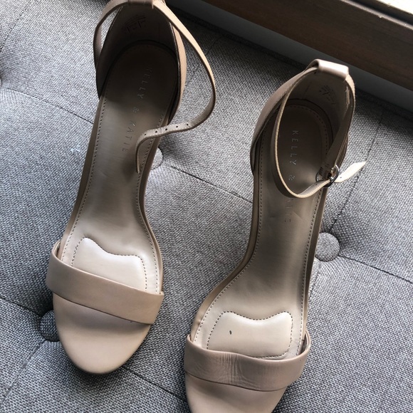 Strapped Heels - Picture 4 of 6